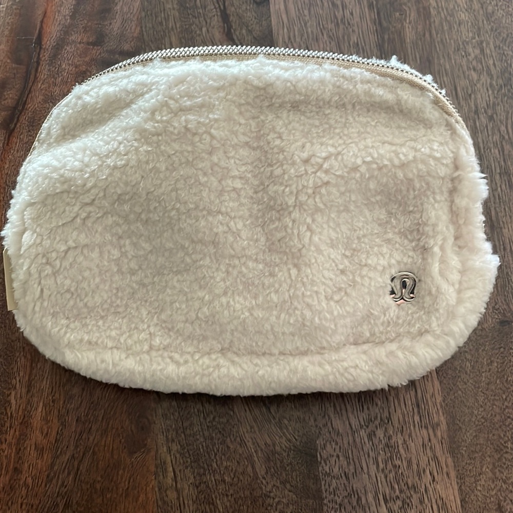 Lululemon Belt bag